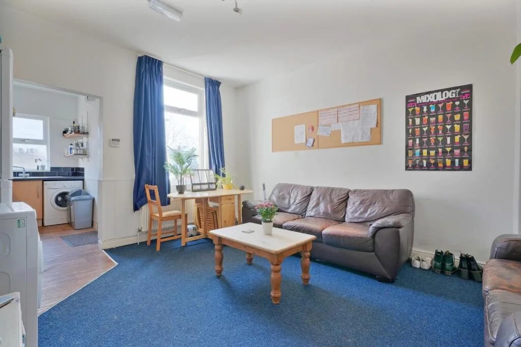 5 bedroom house for rent