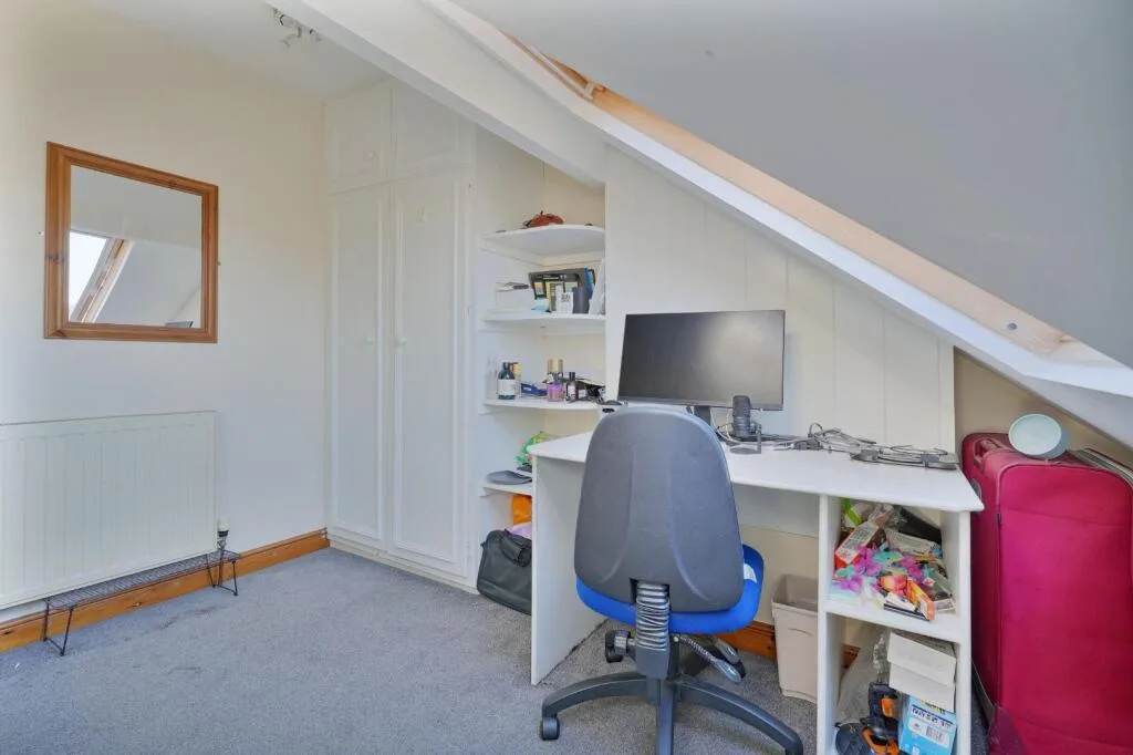 5 bedroom house for rent