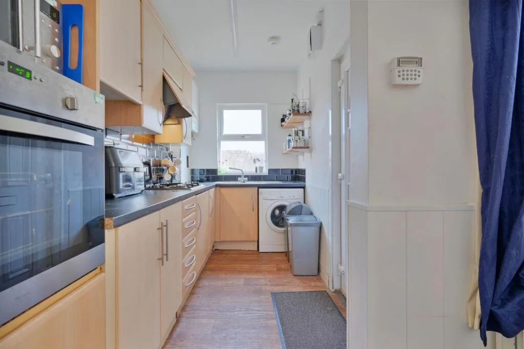 5 bedroom house for rent
