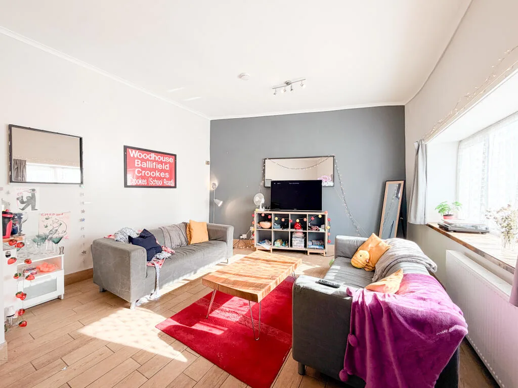 5 bedroom terraced house for rent