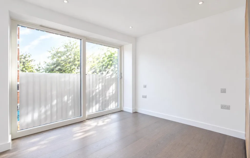 2 bedroom town house for rent