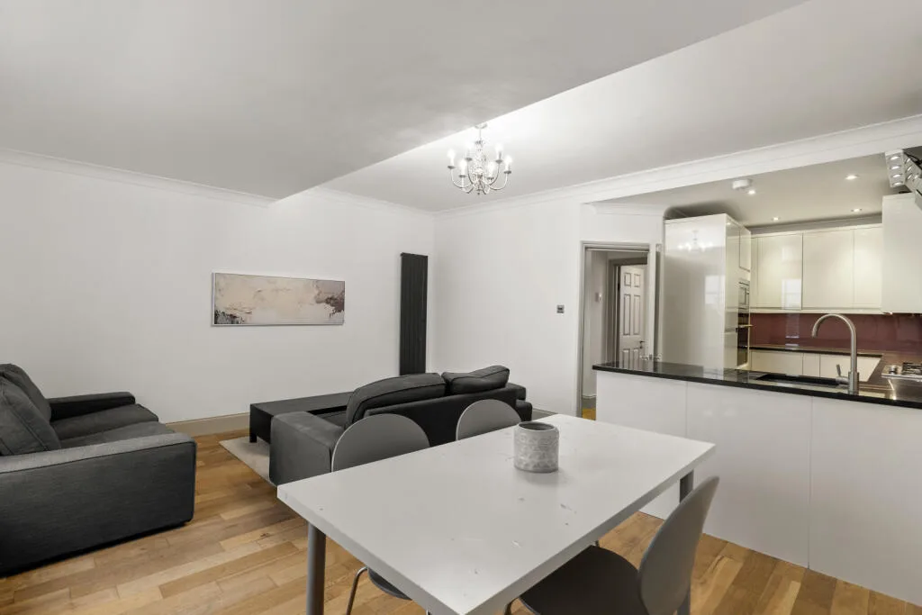2 bedroom flat for rent