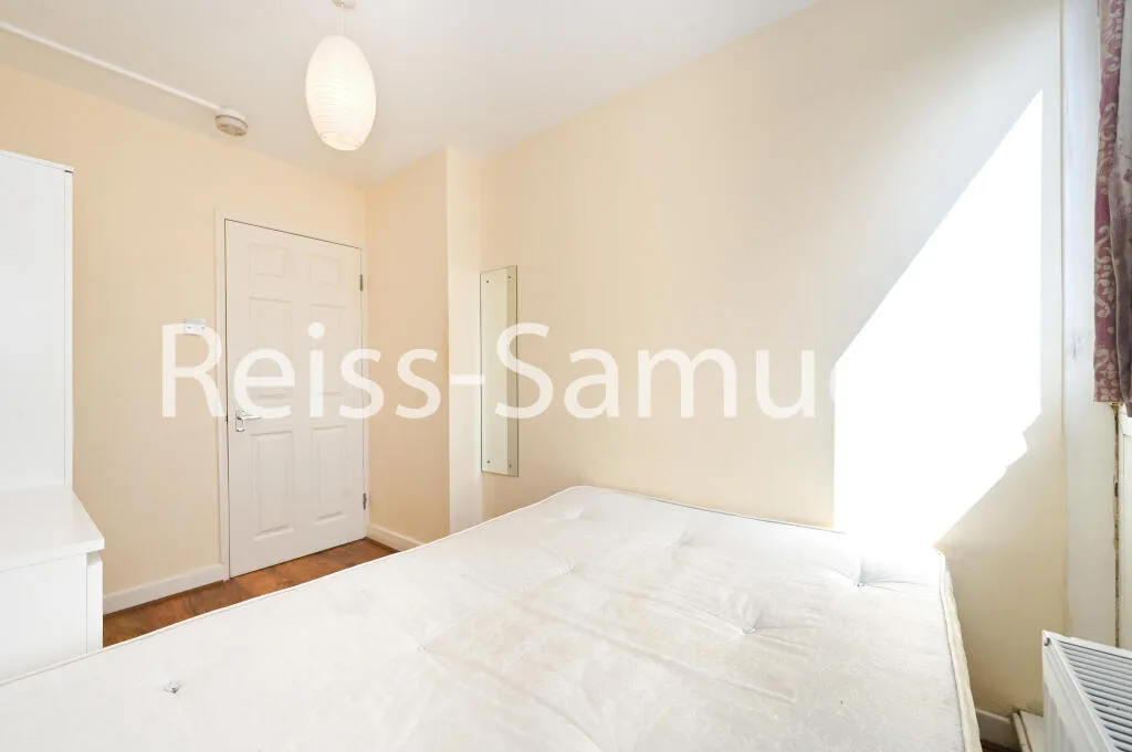 4 bedroom maisonette for rent