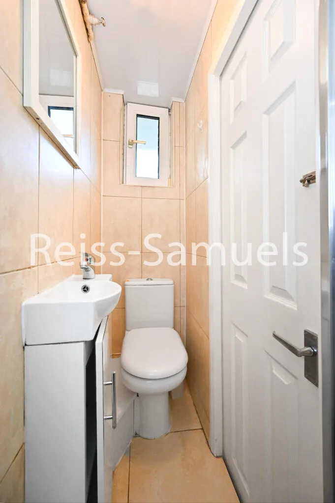 4 bedroom maisonette for rent