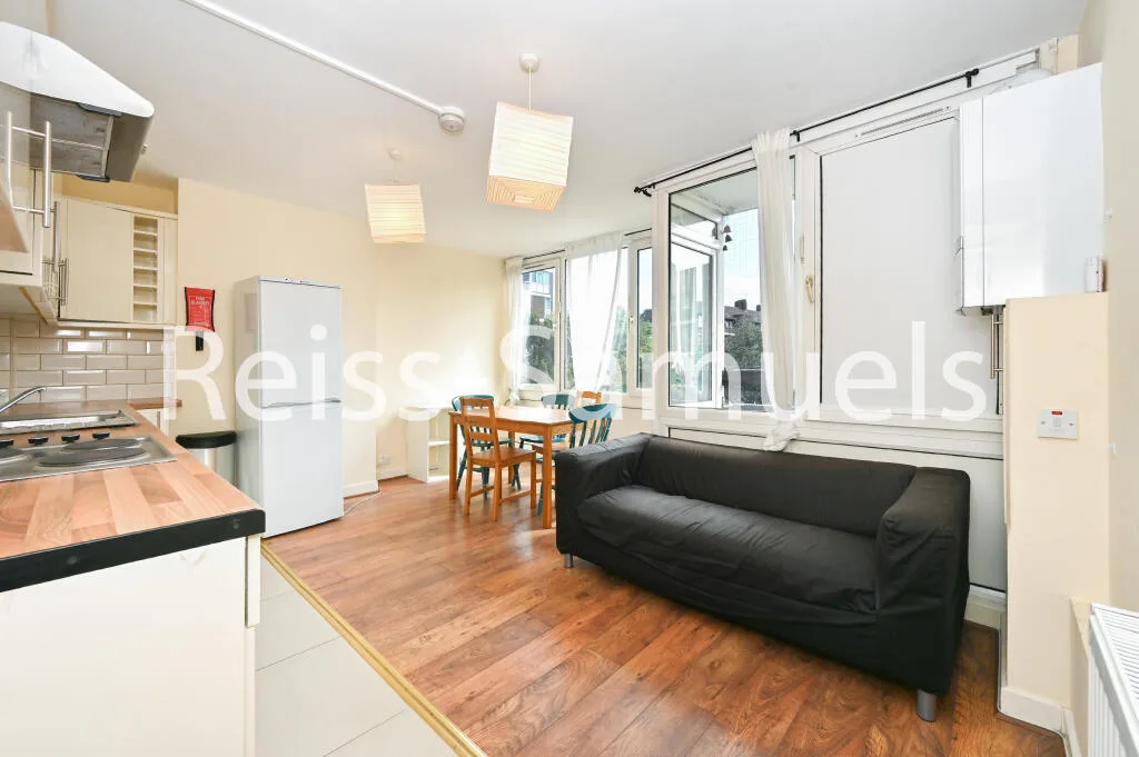 4 bedroom maisonette for rent