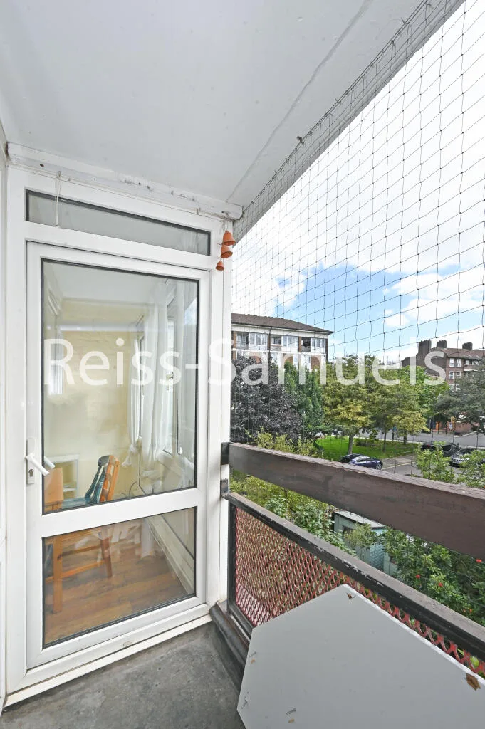 4 bedroom maisonette for rent