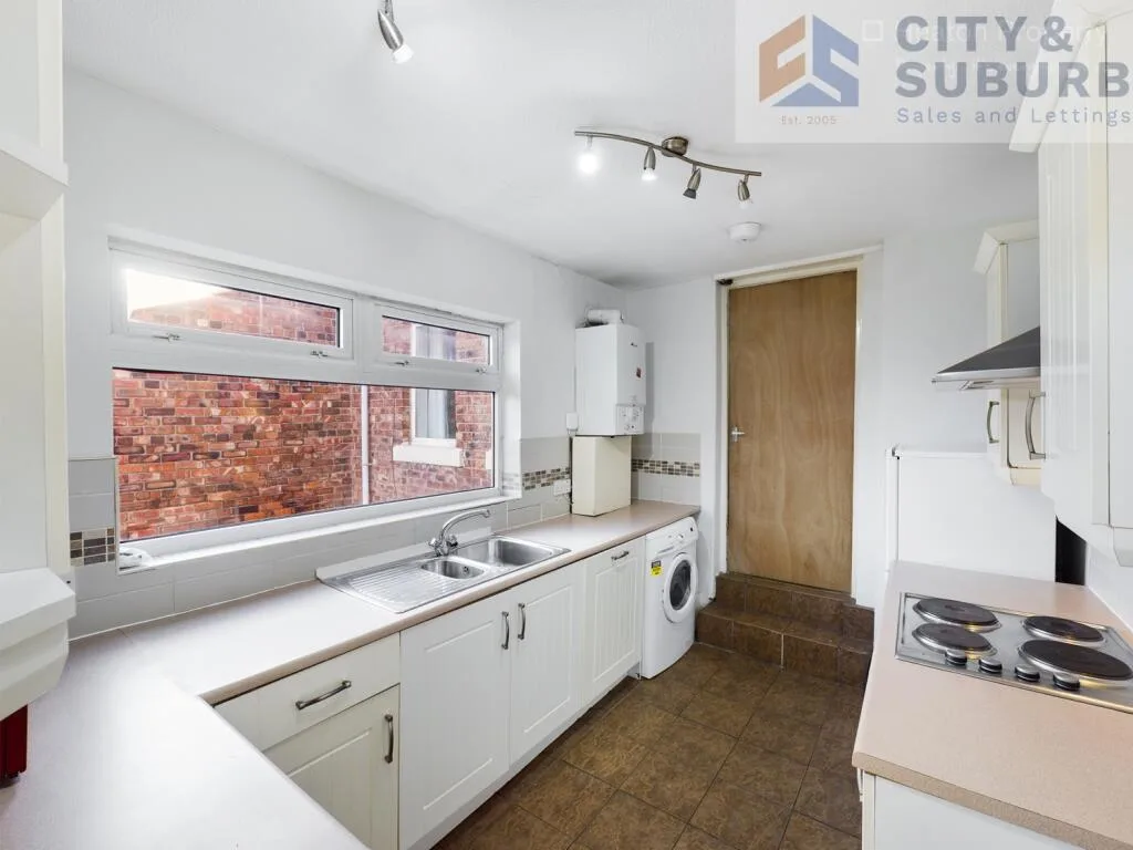 3 bedroom flat for rent