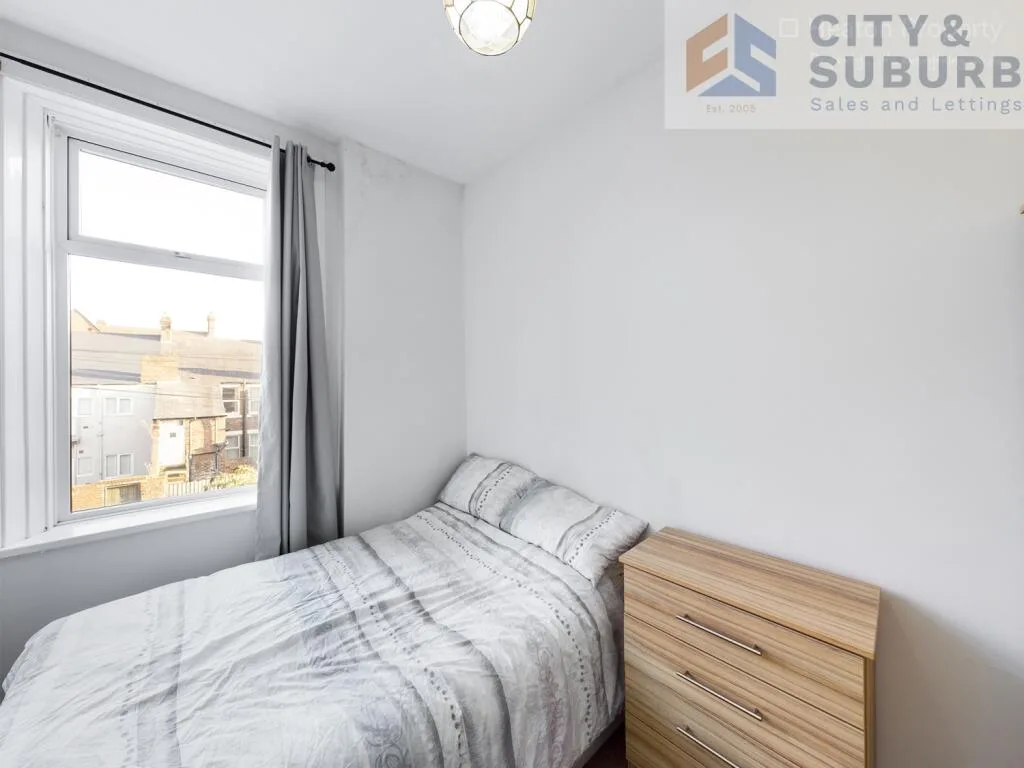 3 bedroom flat for rent