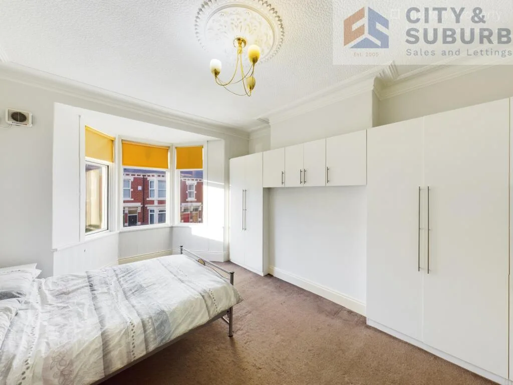 3 bedroom flat for rent
