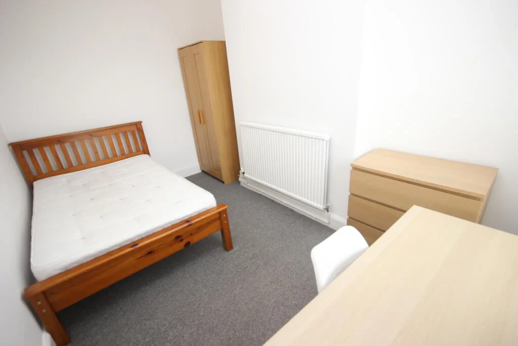 4 bedroom terraced house for rent