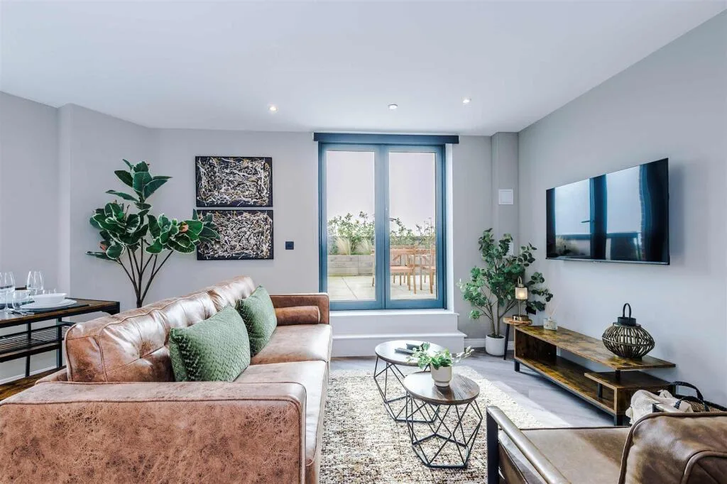 2 bedroom apartment for rent