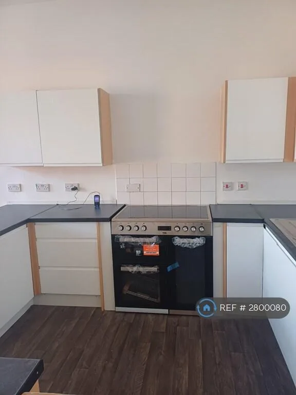 4 bedroom flat for rent