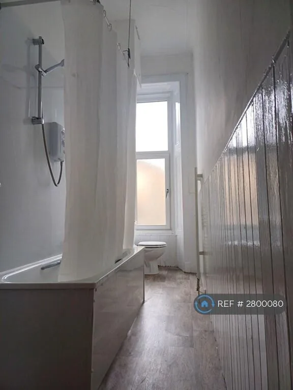 4 bedroom flat for rent