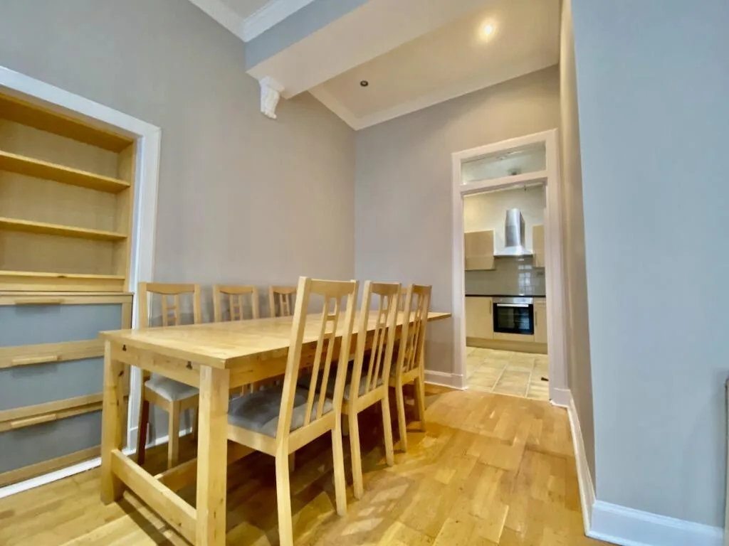 3 bedroom flat for rent