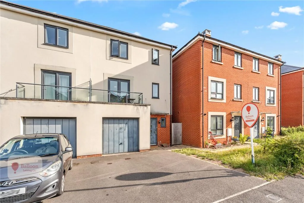 6 bedroom semi-detached house for rent