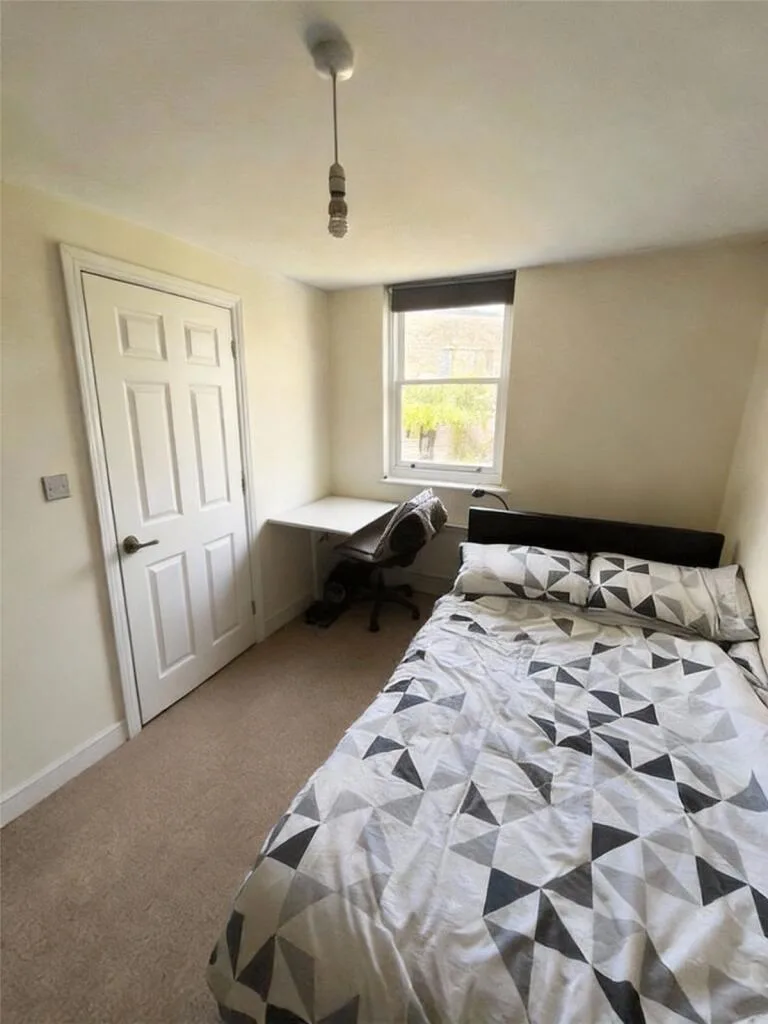 4 bedroom apartment for rent