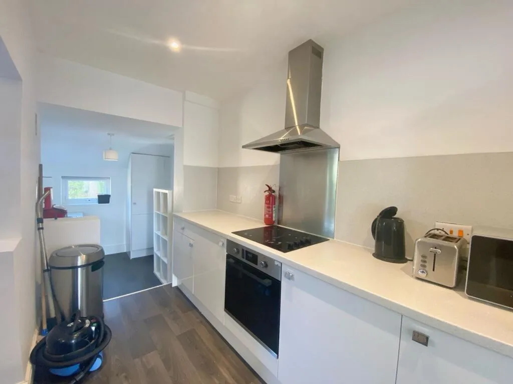 4 bedroom terraced house for rent