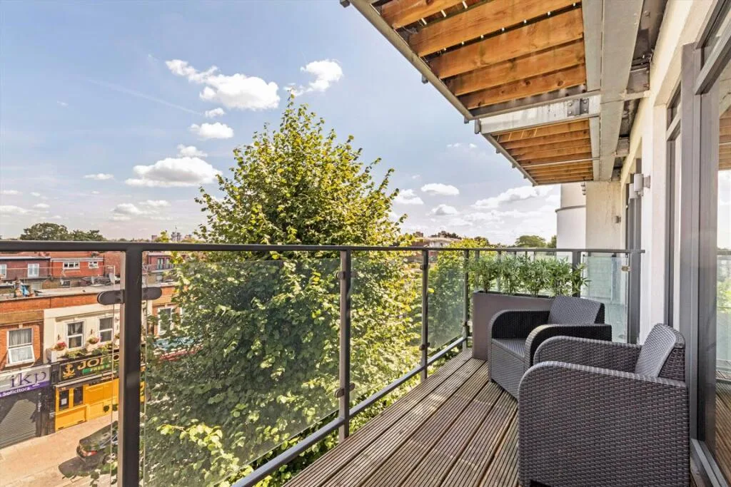 2 bedroom flat for rent