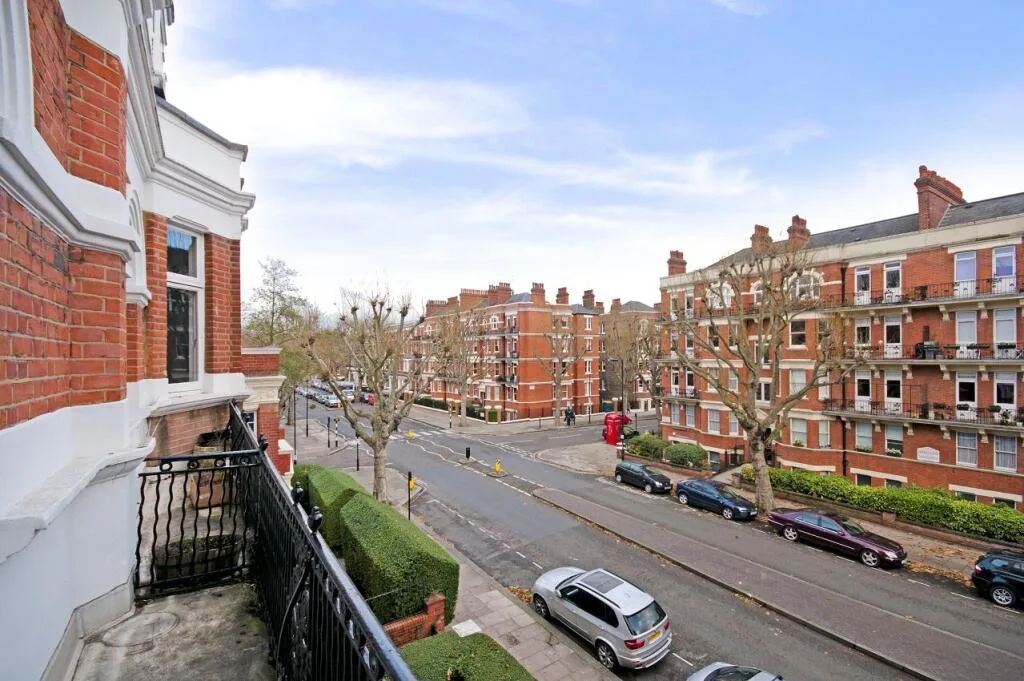 3 bedroom flat for rent