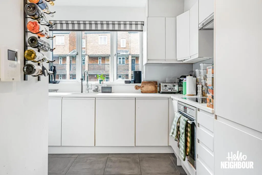 2 bedroom maisonette for rent