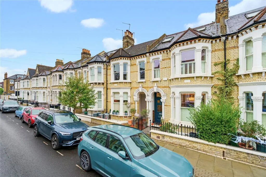 2 bedroom property for rent