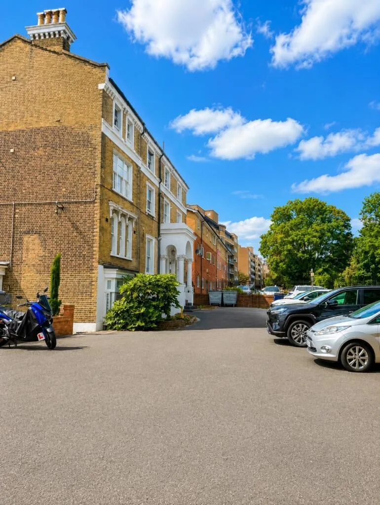 2 bedroom flat for rent