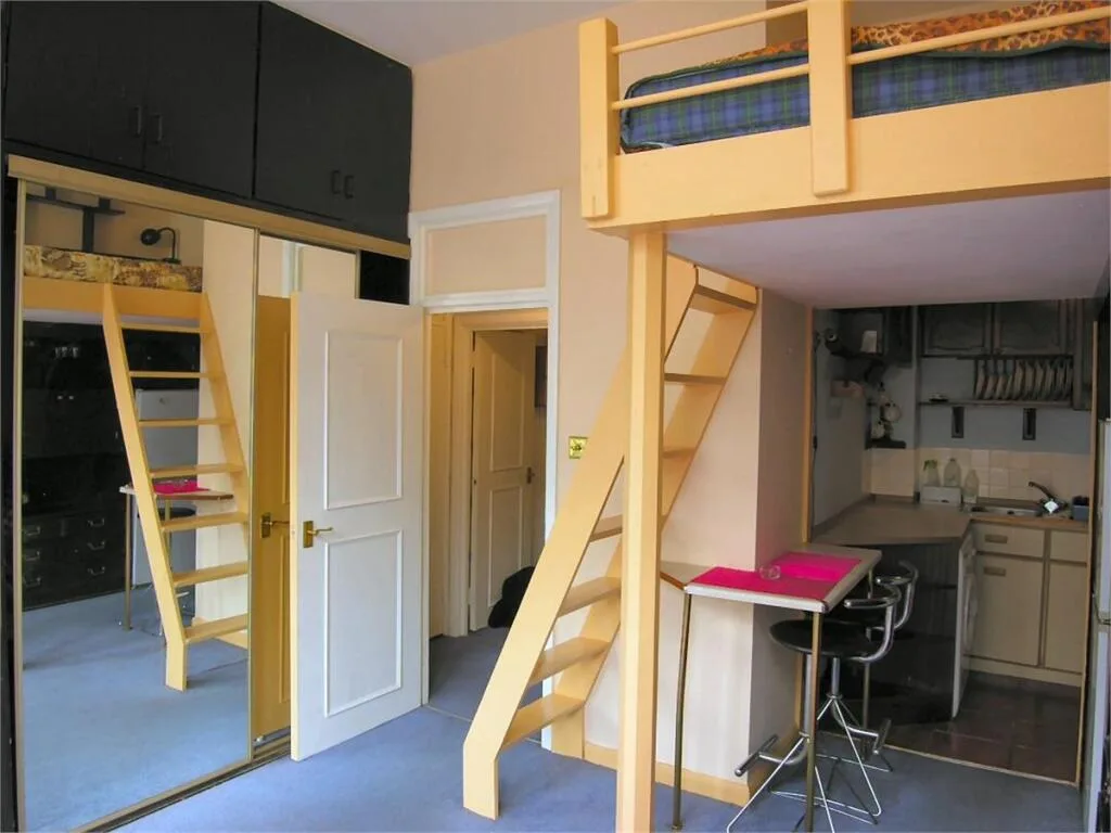 Studio flat for rent