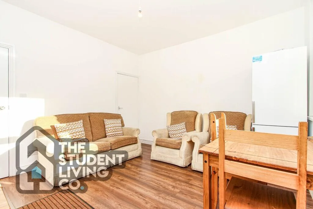 4 bedroom terraced house for rent
