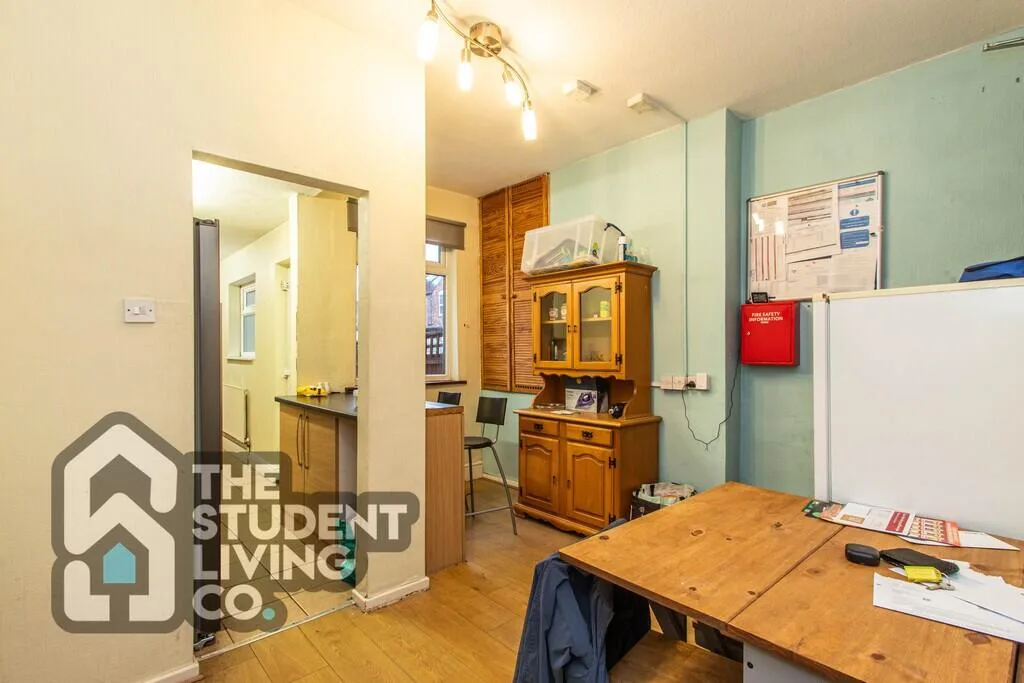 4 bedroom terraced house for rent