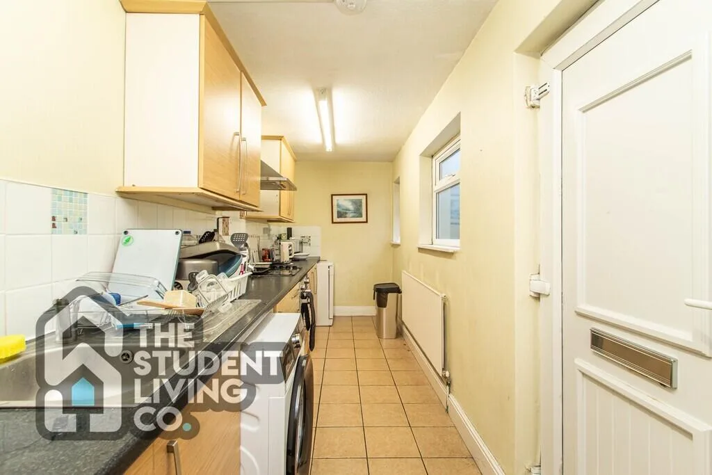 4 bedroom terraced house for rent