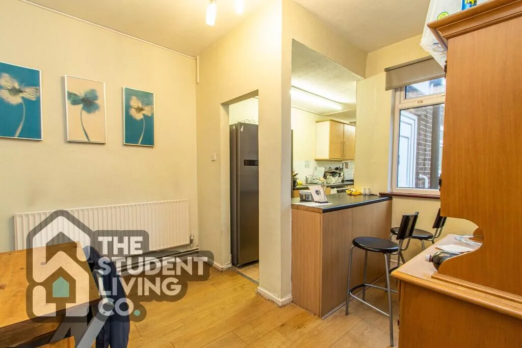 4 bedroom terraced house for rent