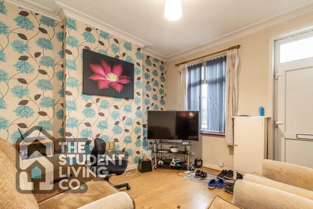 4 bedroom terraced house for rent