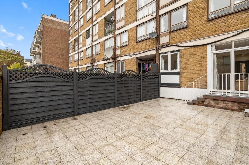 3 bedroom maisonette for rent