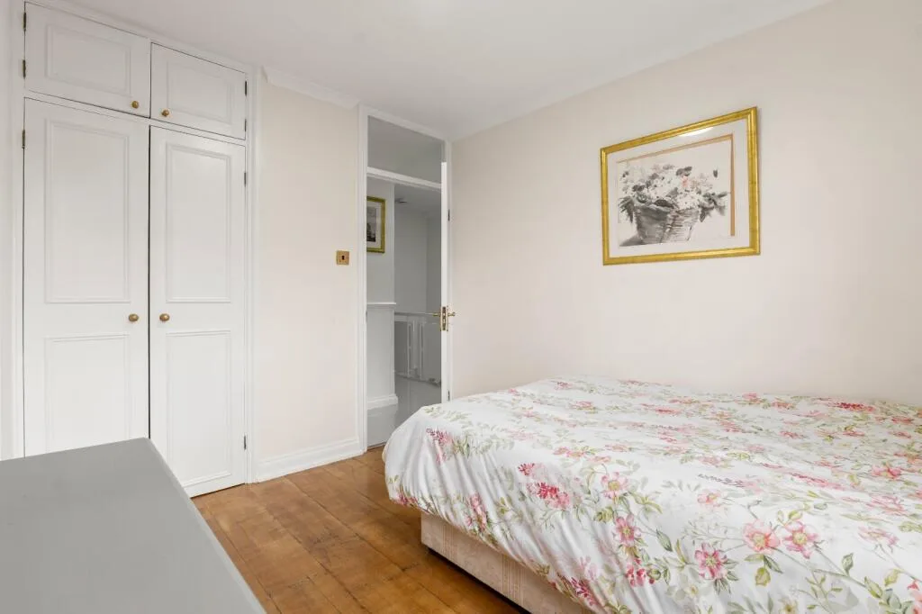 3 bedroom maisonette for rent