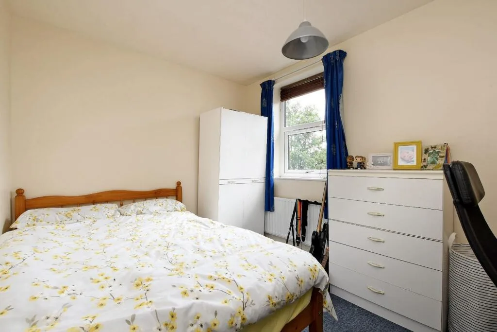 5 bedroom house for rent