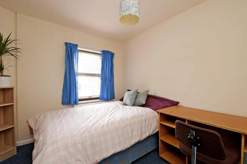 5 bedroom house for rent