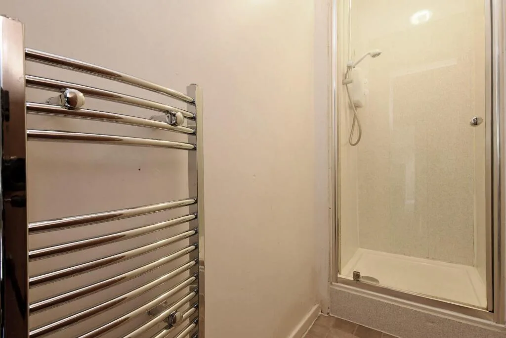 5 bedroom house for rent