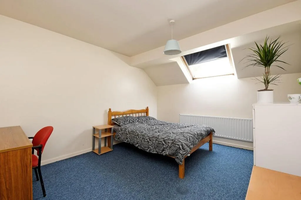 5 bedroom house for rent