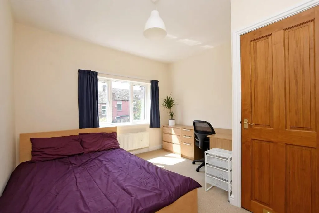 5 bedroom house for rent
