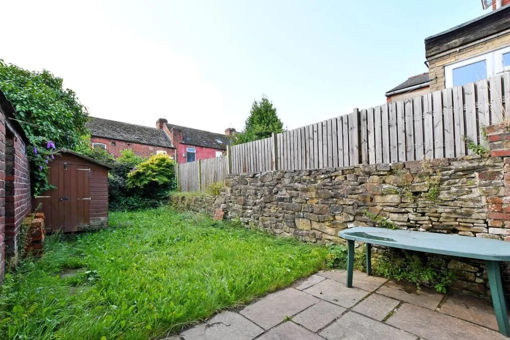 5 bedroom house for rent