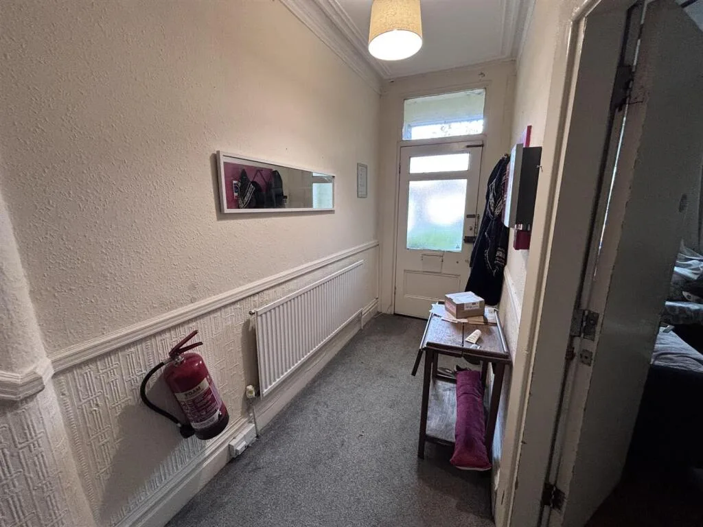5 bedroom house for rent
