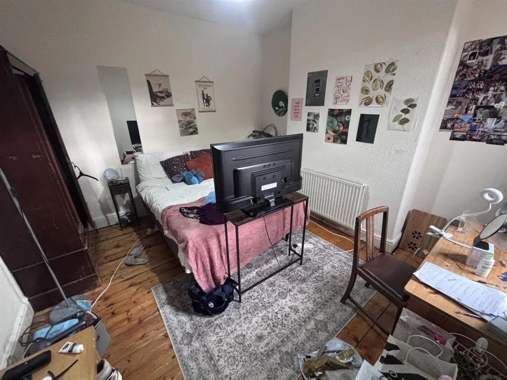 5 bedroom house for rent