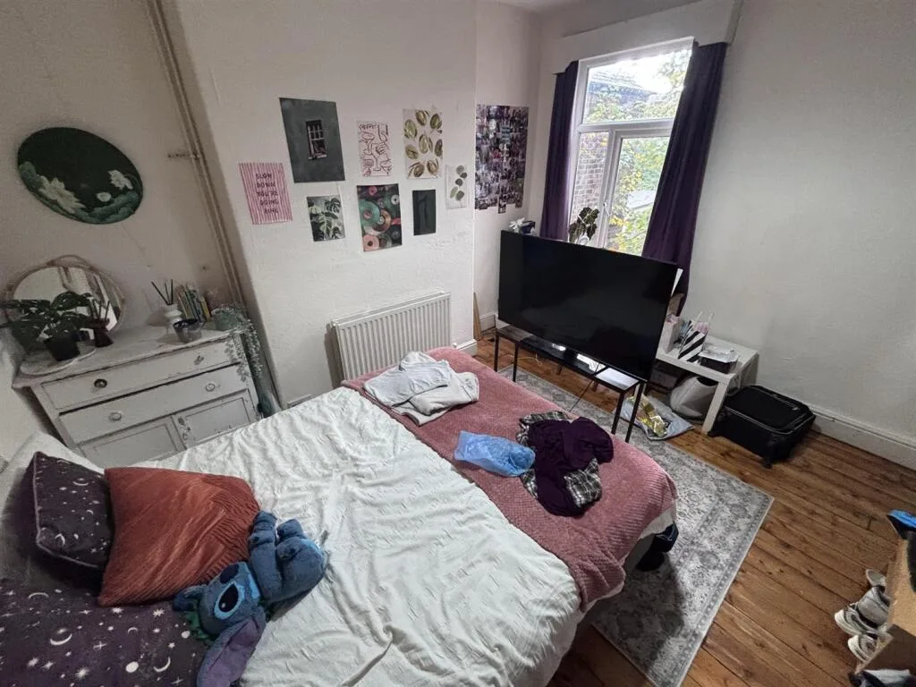 5 bedroom house for rent