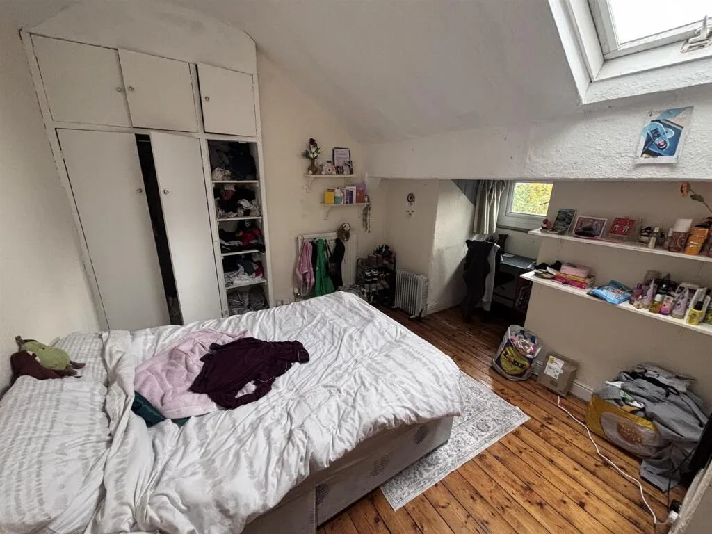 5 bedroom house for rent