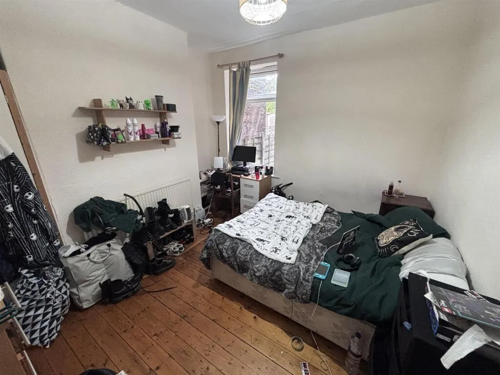 5 bedroom house for rent