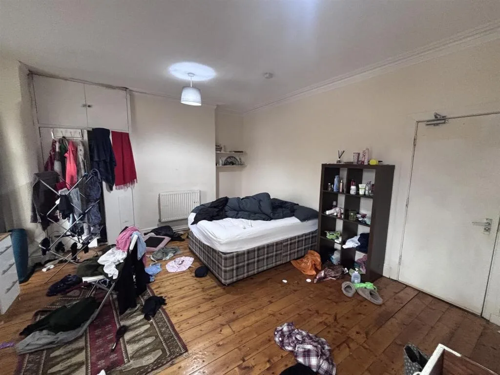 5 bedroom house for rent