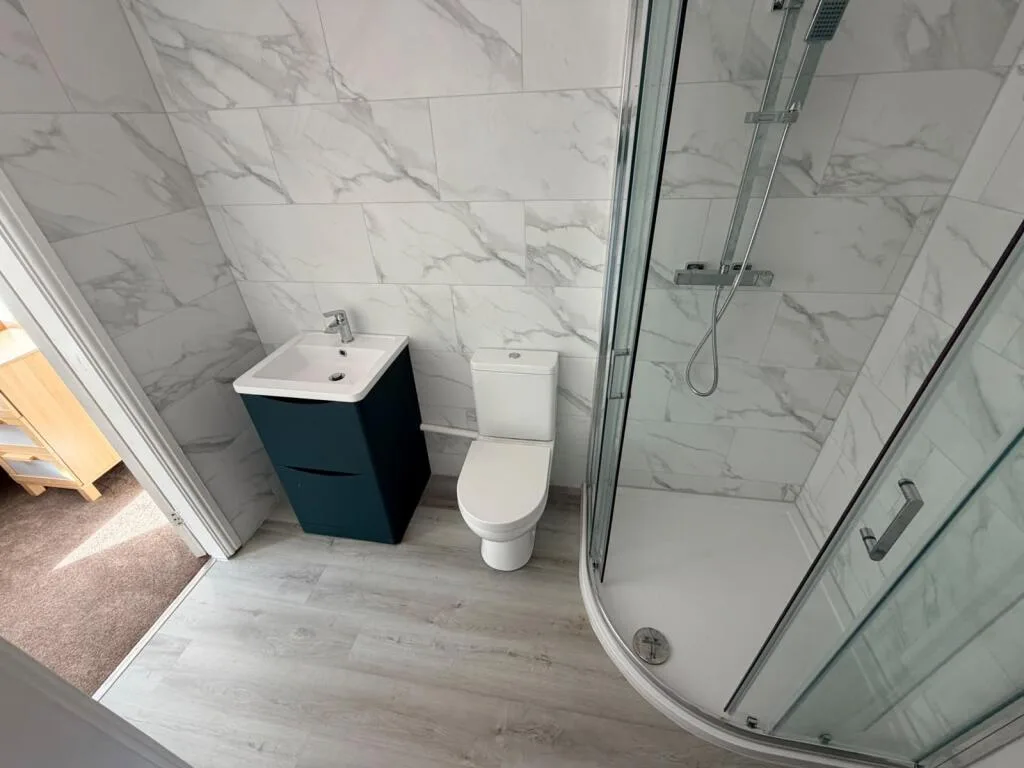 6 bedroom terraced house for rent