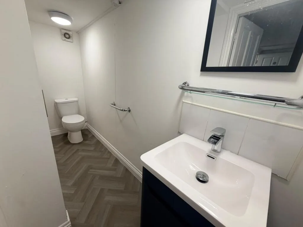 6 bedroom terraced house for rent