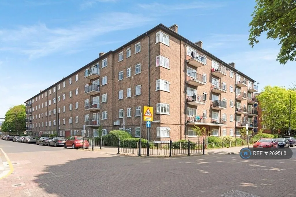 3 bedroom flat for rent