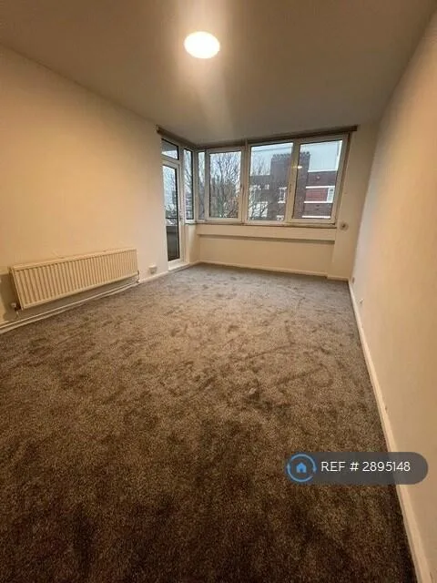 3 bedroom maisonette for rent